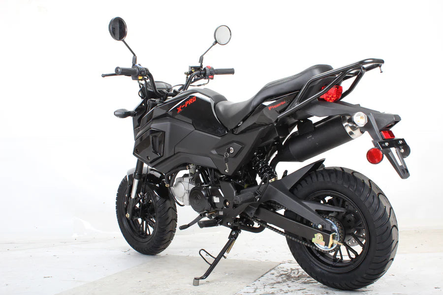 X-PRO 125cc Vader Motorcycle with Manual Transmission, Electric Start! Dual Headlights! Big 12in Wheels!