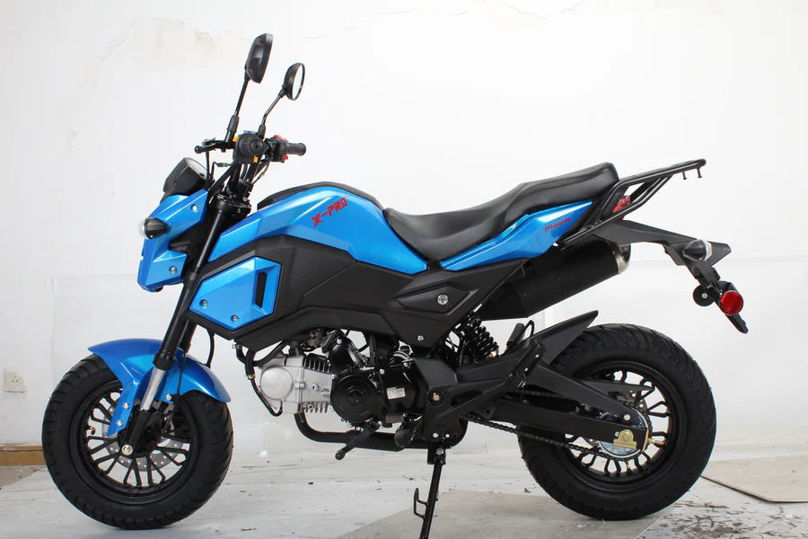 X-PRO 125cc Vader Motorcycle with Manual Transmission, Electric Start! Dual Headlights! Big 12in Wheels!