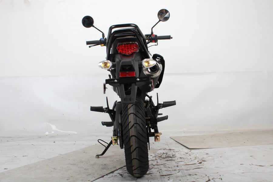 X-PRO 125cc Vader Motorcycle with Manual Transmission, Electric Start! Dual Headlights! Big 12in Wheels!